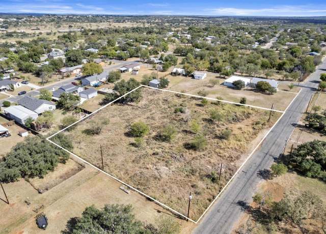 Property at TBD E Wallace St, Llano, TX 78643