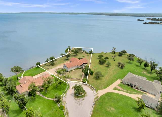 Property at 105 Senisa Ct, Buchanan Dam, TX 78609, 3 beds, 3 baths