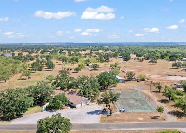 Property at 433 Paseo De Vaca, Marble Falls, TX 78654, 4 beds, 2 baths