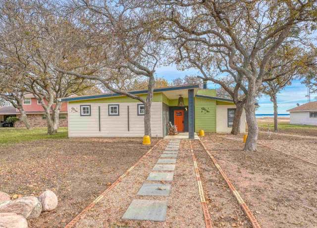 Property at 610 Cedar Dr, Buchanan Dam, TX 78609, 1 bed, 2 baths