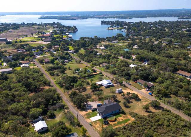 Property at 338 E Cottonwood Dr, Granite Shoals, TX 78654
