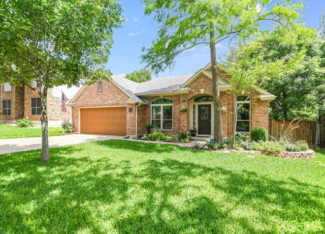 Property at 8013 Doe Dr, Austin, TX 78749, 4 beds, 2 baths