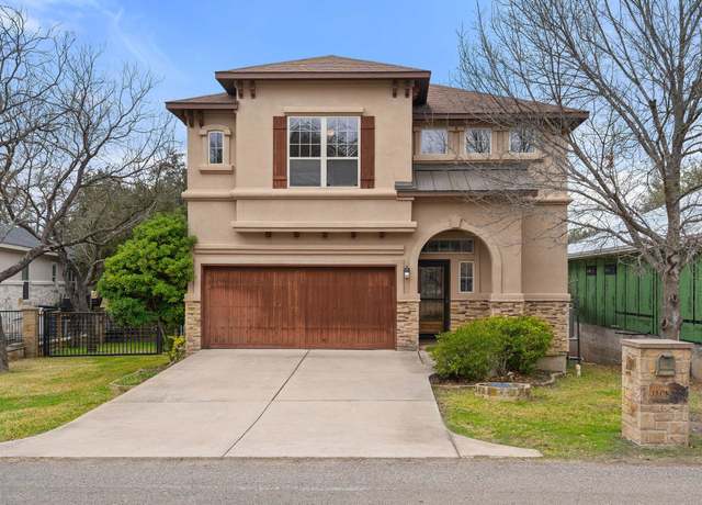 Property at 118 Bridgepoint Dr, Kingsland, TX 78643, 4 beds, 3.5 baths