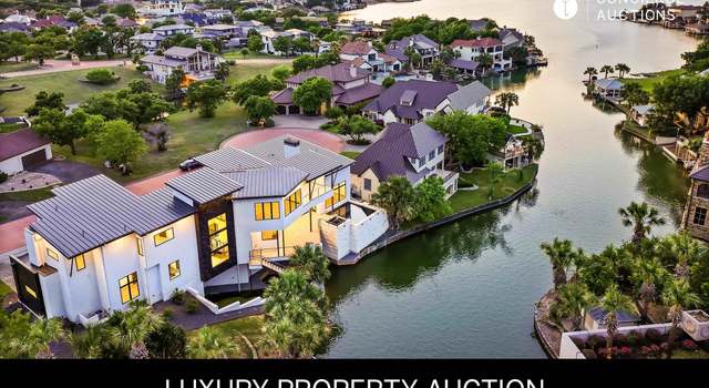 Photo of 81 Applehead Dr, Horseshoe Bay, TX 78657