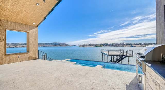 Photo of 140 Riverfront Dr, Kingsland, TX 78639
