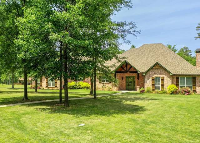 Property at 175 Jimmy St, Jefferson, TX 75657, 3 beds, 3 baths
