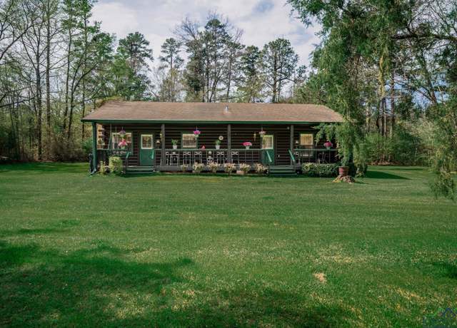 Property at 3693 Pin Oak Rd, Gilmer, TX 75645, 3 beds, 2 baths