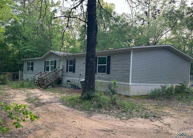 Property at 375 Hawthorne Rd, Gilmer, TX 75644, 5 beds, 3 baths