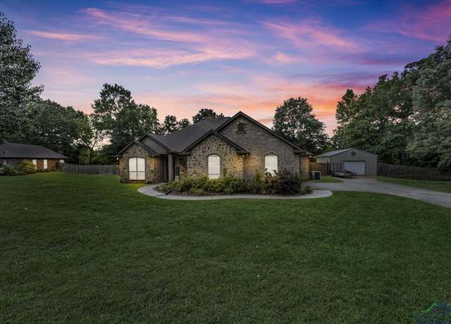 Property at 220 Cedar Rdg, Longview, TX 75602, 4 beds, 2.5 baths