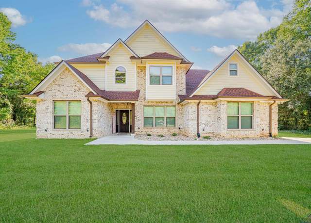 Property at 2343 Bates St, Longview, TX 75602, 5 beds, 3 baths