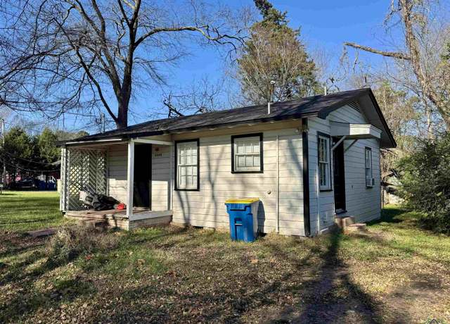 Property at 2305 Giles St, Kilgore, TX 75662, 2 beds, 1 bath