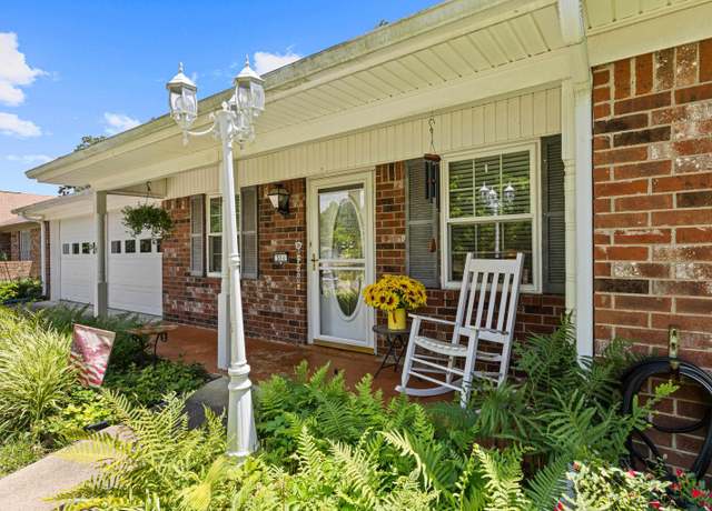 Property at 514 Richfield St, Longview, TX 75605, 4 beds, 2 baths