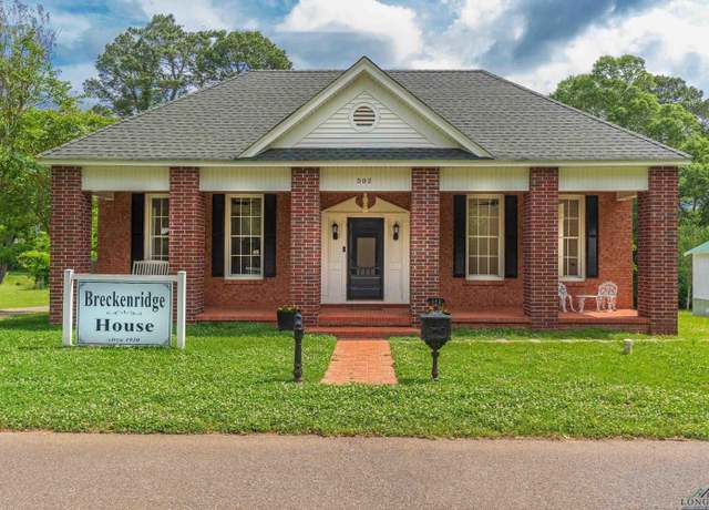 Property at 502 Houston St, Jefferson, TX 75657, 5 beds, 5 baths