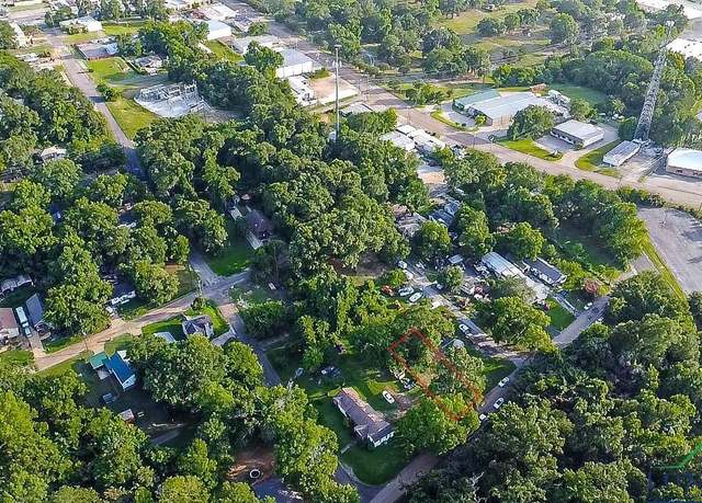 Property at 405 W Harvard Ave, Longview, TX 75601