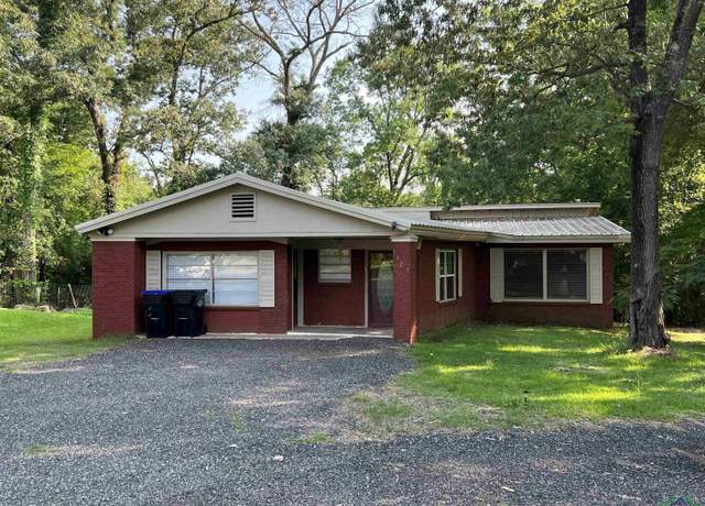 Property at 1125 Pine Blf, Longview, TX 75604, 4 beds, 2.5 baths