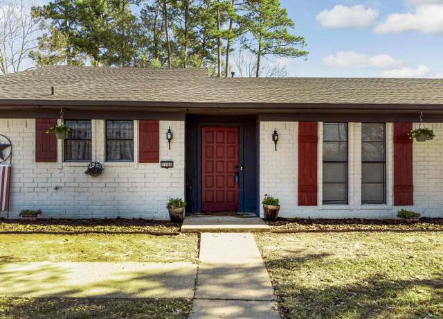 Property at 2200 N Fourth, Longview, TX 75605, 3 beds, 2 baths