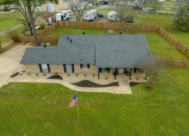 Property at 3897 Lansing Switch Rd, Longview, TX 75602, 3 beds, 2 baths