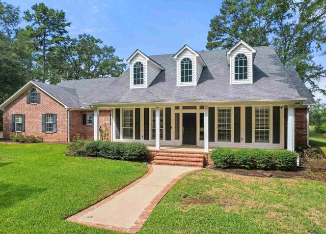 Property at 5146 Osprey Rd, Gilmer, TX 75645, 4 beds, 2.5 baths