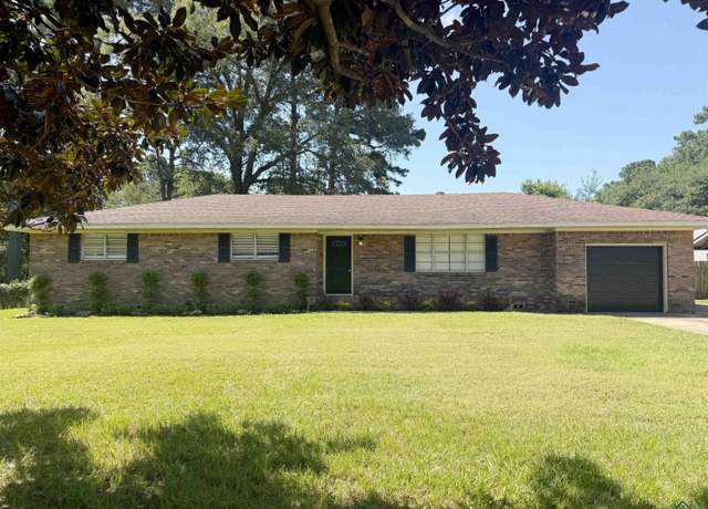 Property at 4200 Bridle Path, Marshall, TX 75672, 3 beds, 2 baths