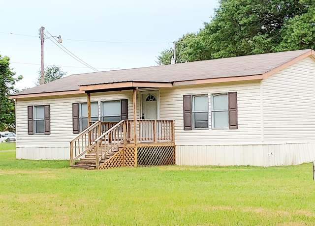 Property at 48 Texas St, Mcleod, TX 75565, 3 beds, 2 baths