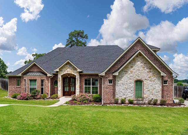 Property at 475 Highland Pl, Hallsville, TX 75650, 4 beds, 3.5 baths