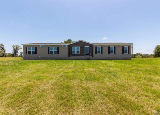 Property at 5288 Pr 4084, Gilmer, TX 75644, 4 beds, 3 baths