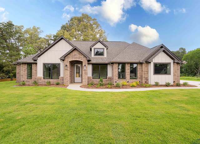 Property at 264 Clara Ln, Kilgore, TX 75662, 3 beds, 3 baths