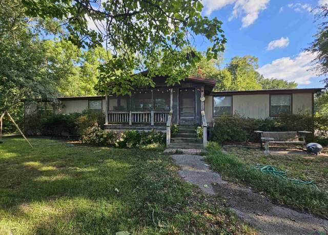 Property at 10726 Cr 384, Tyler, TX 75708, 4 beds, 2 baths