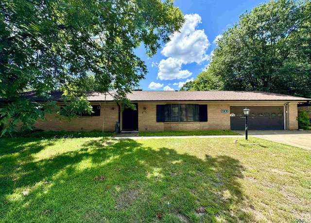 Property at 2305 Buccaneer Dr, Longview, TX 75604, 5 beds, 2 baths