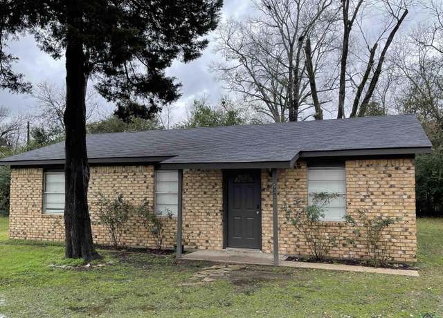 Property at 536 Kelley St, Carthage, TX 75633, 3 beds, 1 bath