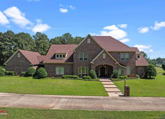 Property at 1360 E Main St, Henderson, TX 75652, 6 beds, 5 baths
