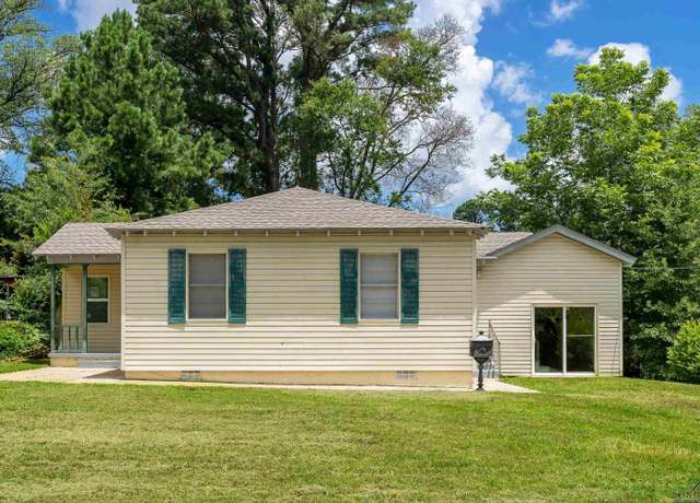 Property at 1223 Pine St, Longview, TX 75601, 3 beds, 1 bath