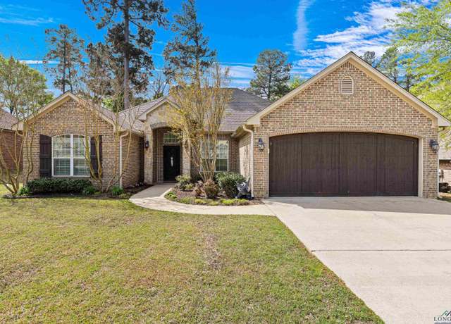 Property at 1902 Oak Knoll Cir, Longview, TX 75605, 4 beds, 2 baths
