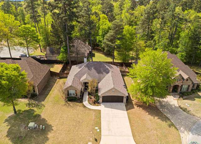 Property at 1902 Oak Knoll Cir, Longview, TX 75605, 4 beds, 2 baths