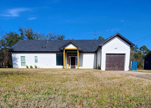 Property at 369 Pine Chase St, Van, TX 75790, 3 beds, 2 baths