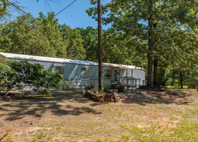 Property at 110 Cardinal Ln, Hallsville, TX 75650, 3 beds, 2 baths