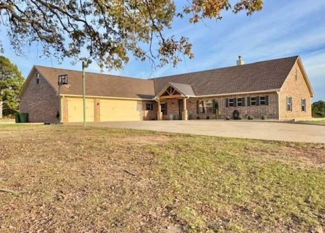 Property at 8148 Cr 3111 N, Kilgore, TX 75662, 4 beds, 2.5 baths