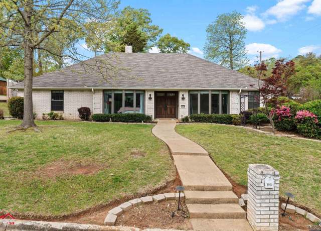 Property at 1823 E Northwood Ct, Longview, TX 75605, 3 beds, 2 baths