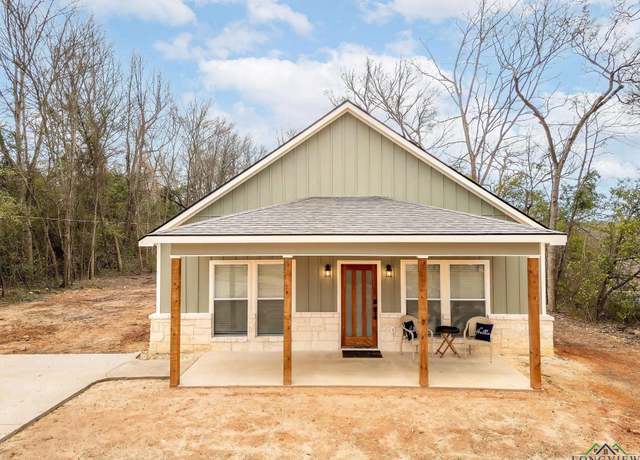Property at 415 W Fifth, Hughes Springs, TX 75656, 3 beds, 2 baths