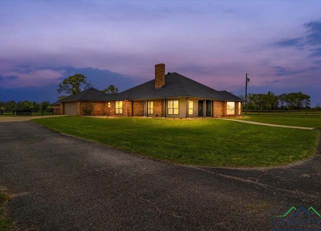 Property at 2268 S County Road 4113, Henderson, TX 75654, 3 beds, 2 baths