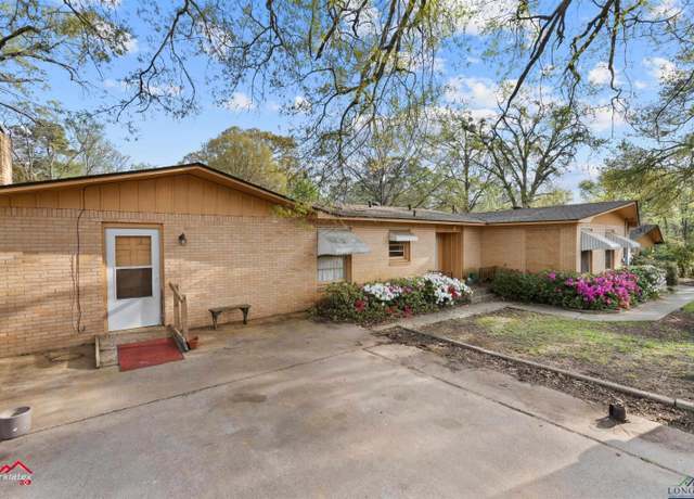 Property at 115 Suzanne Dr, Longview, TX 75604, 3 beds, 2 baths
