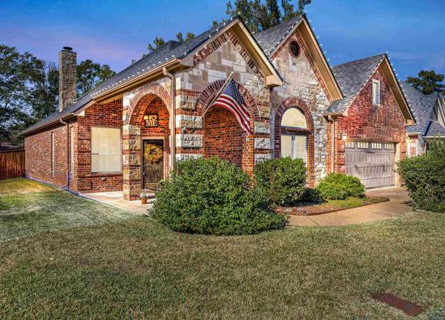 Property at 715 Cove Pl, Longview, TX 75604, 3 beds, 2 baths