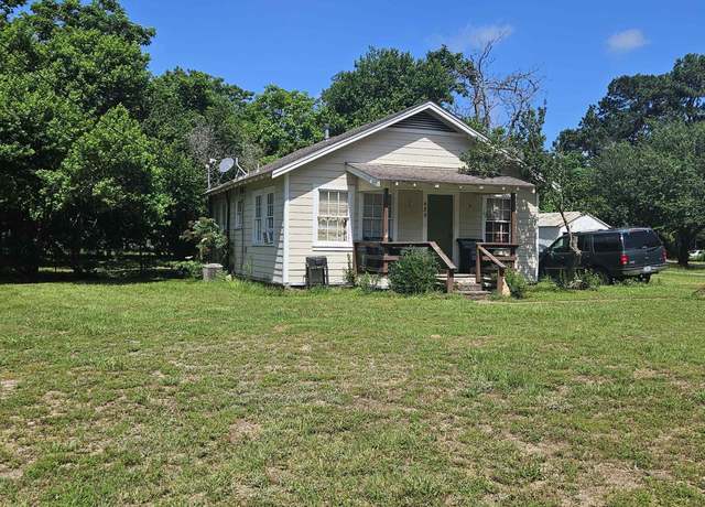 Property at 489 Raymer St, Hawkins, TX 75765, 2 beds, 2 baths