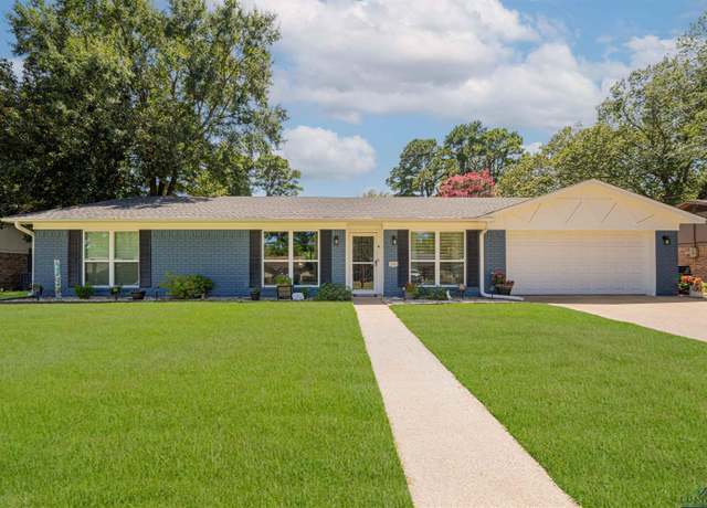 Property at 2207 Wainwright Ct, Longview, TX 75605, 3 beds, 2 baths