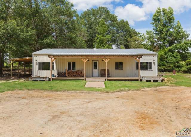 Property at 1076 Paw Paw Rd, Gilmer, TX 75645, 3 beds, 2.5 baths
