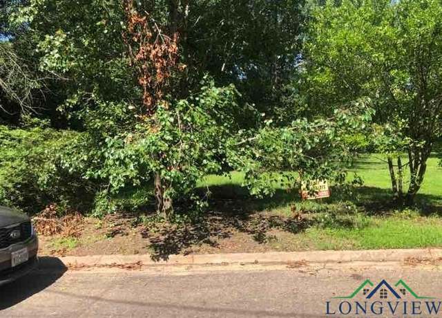 Property at 129 Sidney St, Longview, TX 75602