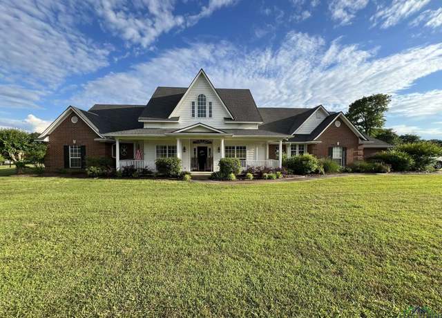 Property at 1059 Mackey Rd, Gilmer, TX 75645, 4 beds, 2.5 baths