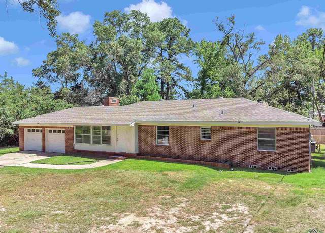 Property at 139 W Ann Dr, Longview, TX 75602, 3 beds, 2 baths