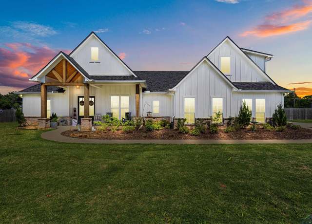 Property at 2465 Lansing Switch Rd, Longview, TX 75602, 4 beds, 3 baths
