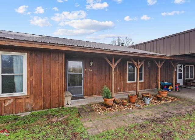 Property at 8266 St Hwy 7 E, Joaquin, TX 75954, 4 beds, 3 baths